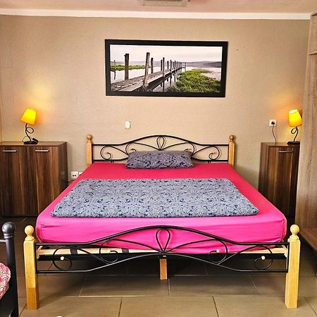 Gruendauer Monteurwohnung/Studentenwohnung المظهر الخارجي الصورة